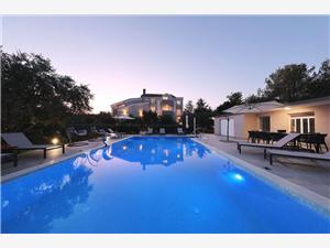 Ubytovanie s bazénom Zadar riviéra,Rezervujte  Adrian Od 857 €